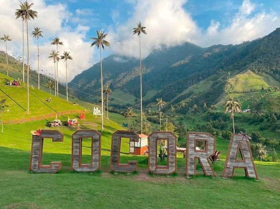 Viviendas Turisticas Sara Angel R1 Саленто Екстериор снимка